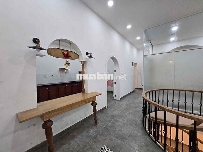 CHO THUÊ BIỆT THỰ ĐẸP 12x25 - KIỂU PHÁP NGAY TUYẾN ĐƯỜNG SANG TRỌNG