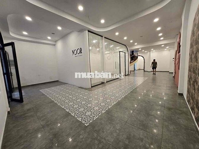 CHO THUÊ BIỆT THỰ ĐẸP 12x25 - KIỂU PHÁP NGAY TUYẾN ĐƯỜNG SANG TRỌNG