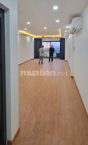 Cho thuê nhà Phúc Đam gần UBND Quận Bắc Từ Liêm 60m2, 6 tầng có TM