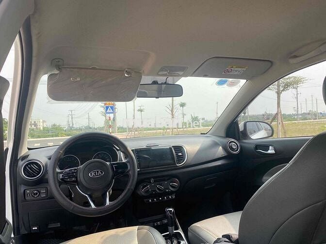 Kia Soluto 2019 Trắng Số tự động