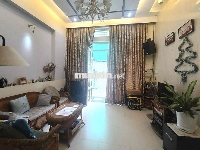 💎 💎 💎 NHÀ GẦN SÂN BAY 4,5❌20M CÓ 4PN 4WC XE HƠI NGỦ TRONG NHÀ P3 GV