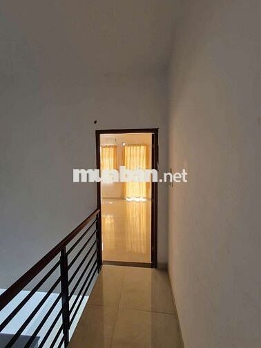 Cho thuê nhà cạnh siêu thị Lotte Mart Nguyễn Văn lượng hẻm thông 1lầu