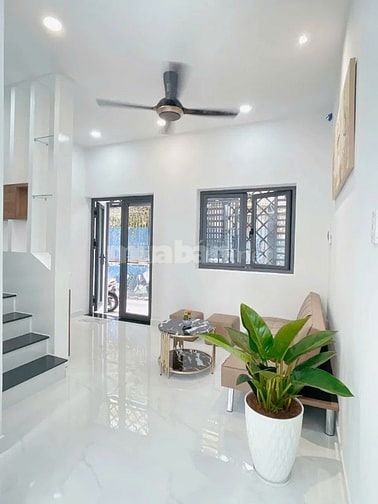 Bán nhà hẻm 1 sẹc đường Vũ Tùng, P2, Bình Thạnh. Xây 2 tầng, sổ riêng
