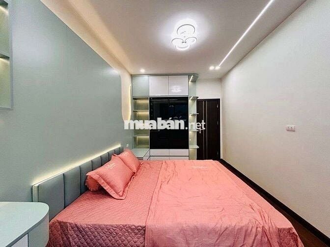 Nguyễn Trãi– Thanh Xuân
DT 40m², xây 4 tầng nhỉnh hơn 8 tỷ