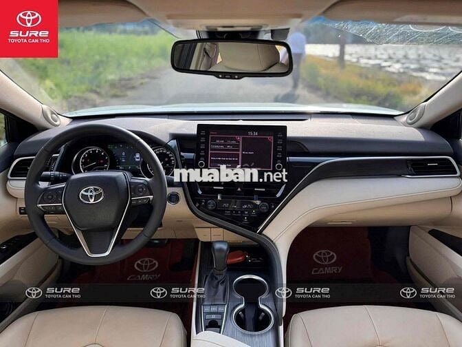 Camry 2.5Q 2024. Hỗ trợ vay 75%