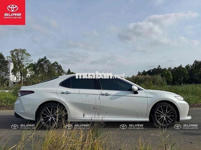 Camry 2.5Q 2024. Hỗ trợ vay 75%