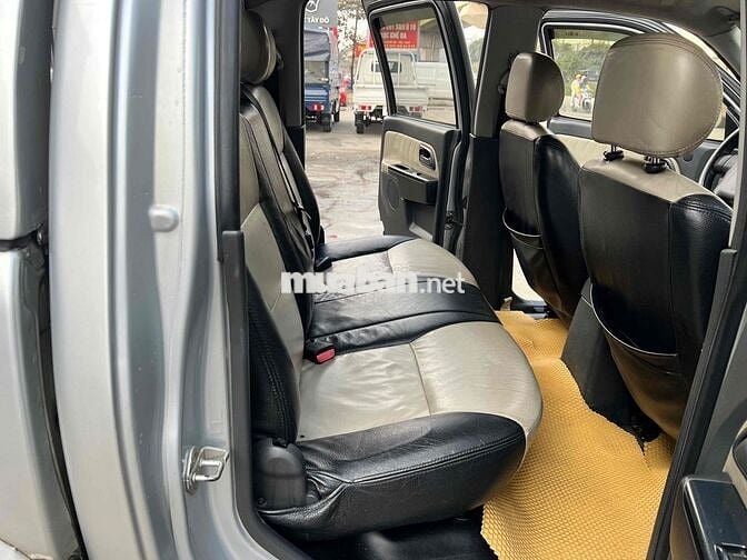 Isuzu Dmax 2010 LS 3.0 4x2 MT - 200000 km