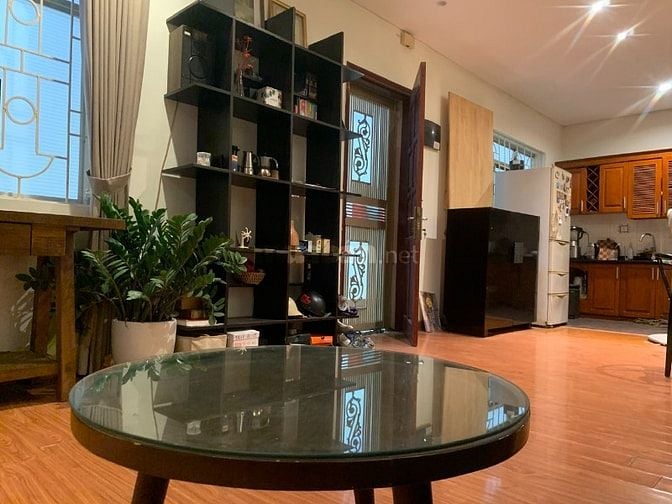 Chính chủ bán căn hộ CC 122 m2 mặt phố Nguyễn Cảnh Dị P Định Công HN