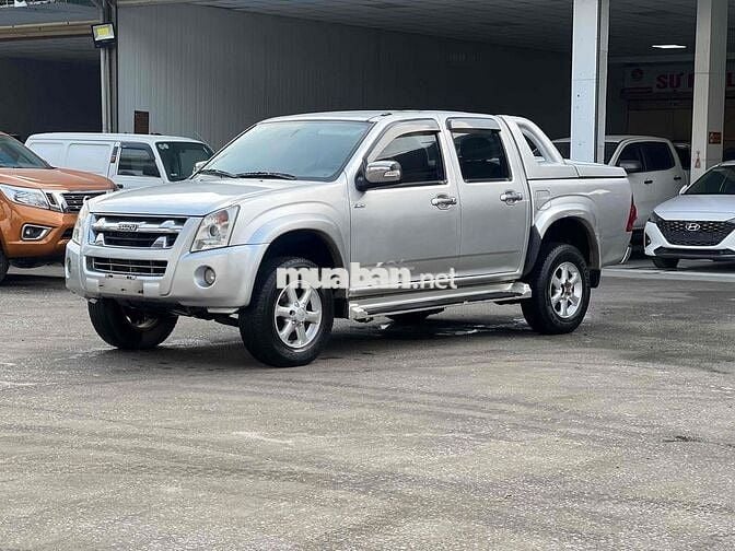 Isuzu Dmax 2010 LS 3.0 4x2 MT - 200000 km