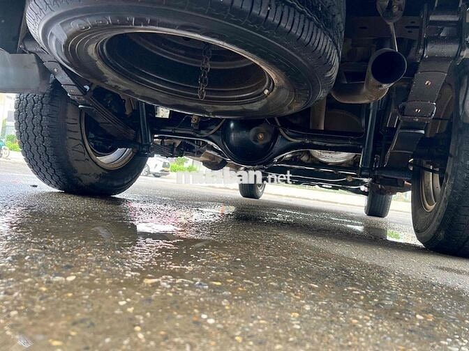 Isuzu Dmax 2010 LS 3.0 4x2 MT - 200000 km