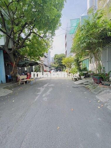 Cho thuê nhà cạnh siêu thị Lotte Mart Nguyễn Văn lượng hẻm thông 1lầu