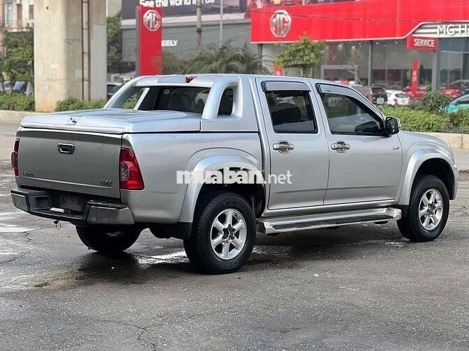 Isuzu Dmax 2010 LS 3.0 4x2 MT - 200000 km
