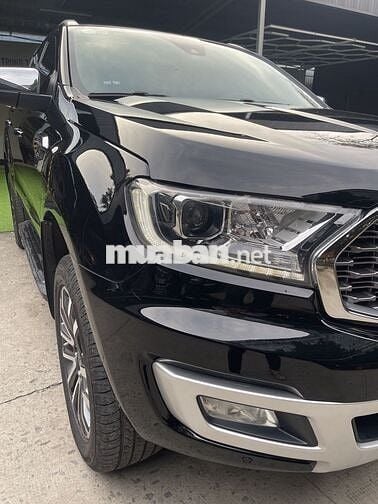 Everest 2020 Titanium 2C Đen nhập Thái