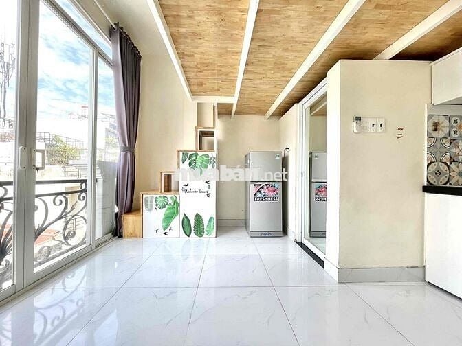 Căn Hộ Gác Lửng Đón Nắng Ngay ĐH Bách Khoa