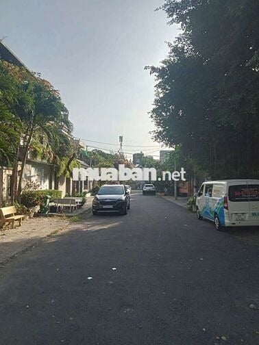 BIỆT THỰ KHU NỘI BỘ DÂN TRÍ DT 10*18M TRỆT LẦU ST-4PN5WC ĐƯỜNG 14M