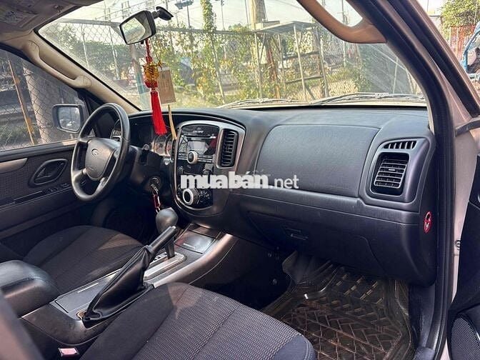Ford Escape 5 chỗ 2010 EV65 97000 km số tự động