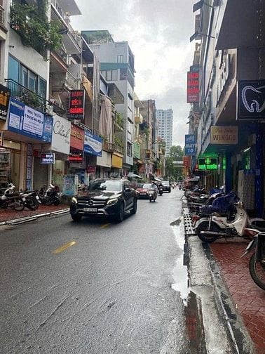 Mặt phố cổ Lê Lợi, đoạn đẹp, kinh doanh ngày đêm, 106m, mặt tiền rộng