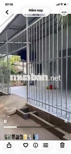 dãy nhà trọ gồm 14 phòng , gác lửng, có bêp, nhà vệ sinh