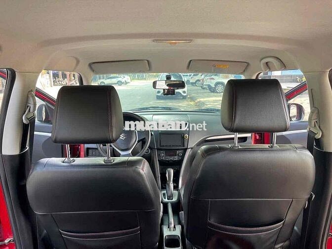 Bán xe swift sx 2017RS logo vàng 4ABS suất sắc