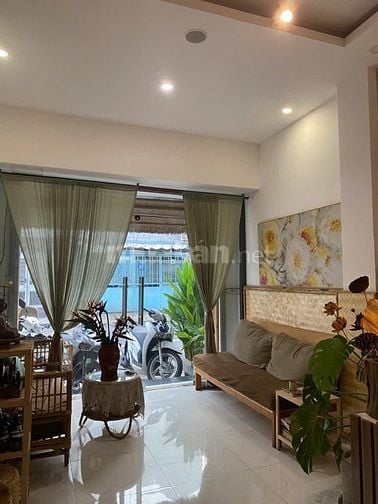 Cho thuê NNC 2PN 2WC + Mặt bằng kinh doanh và ở, MT Nguyên Hồng, BT