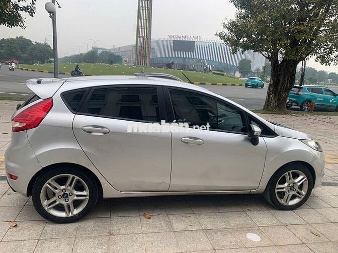 Ford Fiesta S 2012 10 vạn km - không 1 lỗi nhỏ
