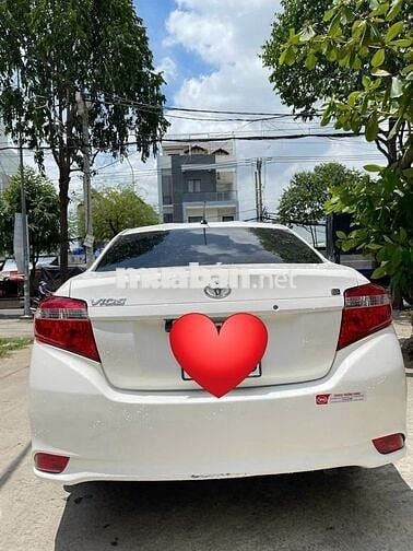 Toyota Vios 2016 số sàn màu trắng