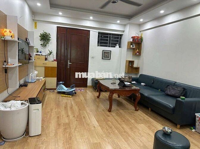 Hiếm!Chung cư Việt Hưng 76m – Lô góc 2 ban công –View hồ–Giá hơn 4 tỷ