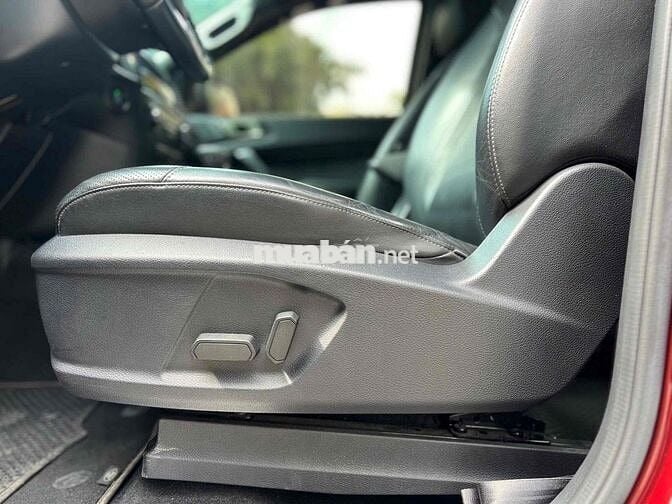 Ford Everest Titanium 4x4 2020 xe full ls hãng