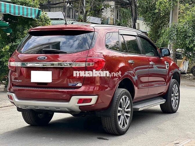 Ford Everest Titanium 4x4 2020 xe full ls hãng