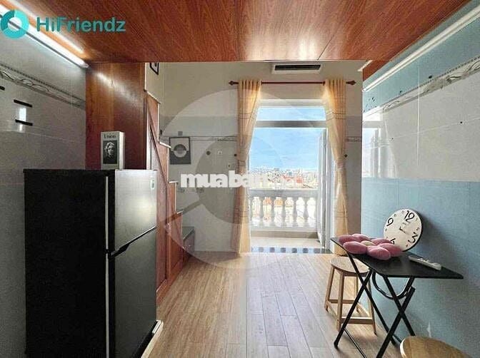 Cho thuê phòng Mã Lò full nội thất, ban công rộng, chỉ tính điện nước