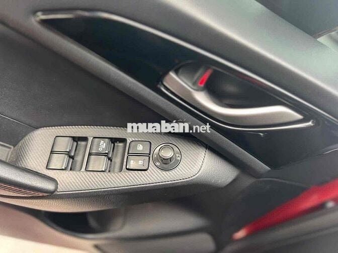 Mazda 3 2016 1.6 AT Luxury Đỏ