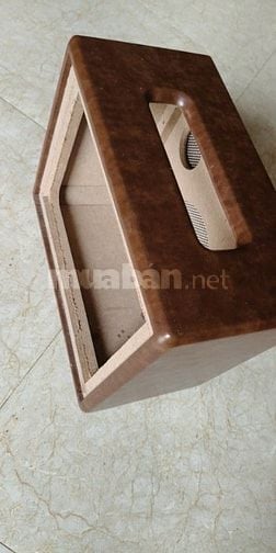 Bán 2 box Marshall Worbun 3 2 màu đỏ đô, đỏ nâu