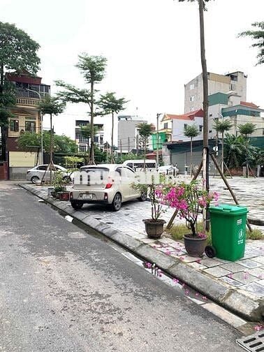 🌺TIỆN ÍCH XUNG QUANH BẠT NGÀN BA BƯỚC CHÂN TỚI CHỢ .TRƯỜNG HỌC.BỆNH VI