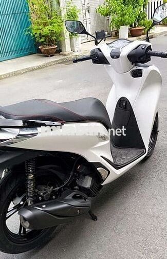 Honda SH màu Trắng như mới cần đổi xe