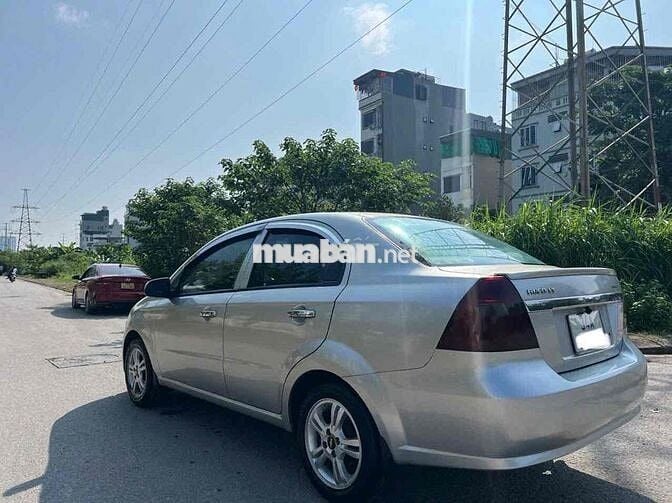 Chevrolet Aveo 2015 Bạc