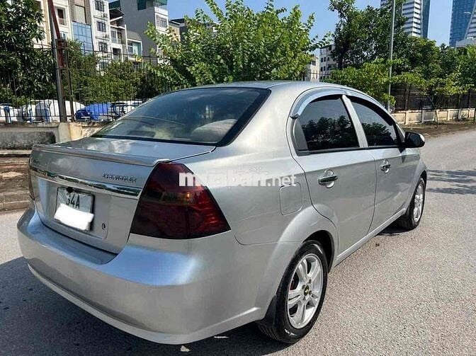 Chevrolet Aveo 2015 Bạc
