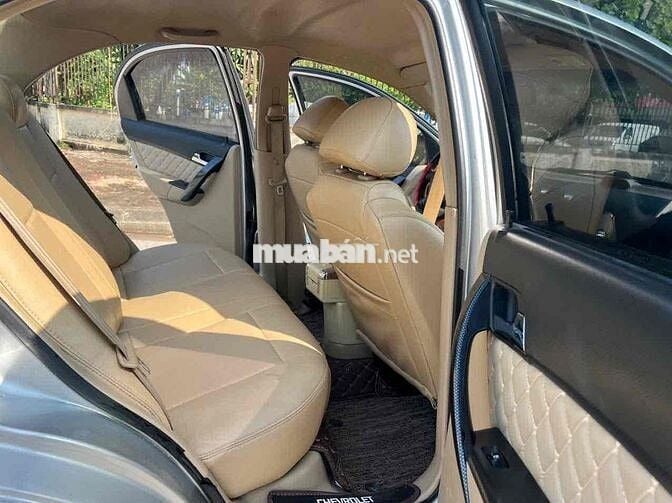 Chevrolet Aveo 2015 Bạc