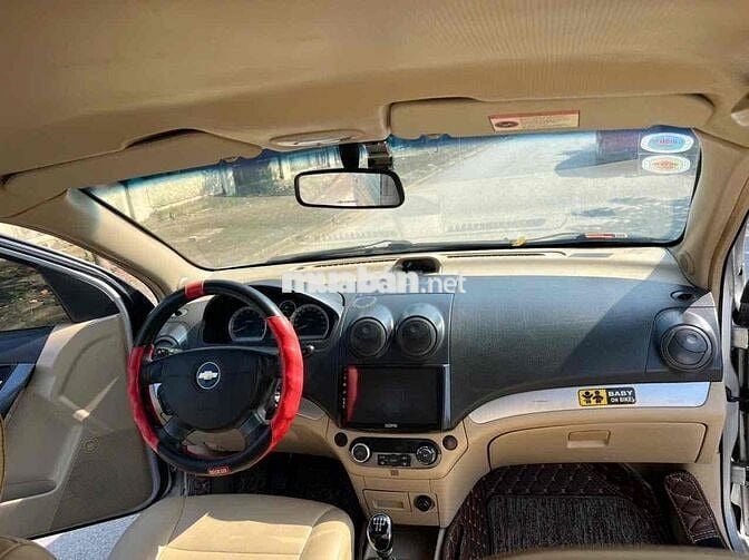 Chevrolet Aveo 2015 Bạc
