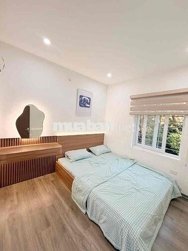 Khu Vip ! TT Phương Mai Lô góc 3 mặt thoáng - DT 115m2 - Ô Tô đỗ