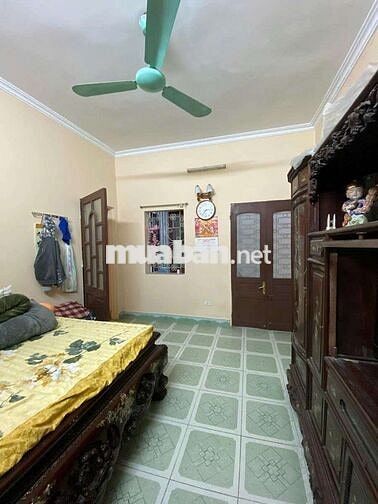 Quốc Tử Giám - Cát Linh- Lương sử. 38m 4 tầng mt 4.3m  7.95 Tỷ