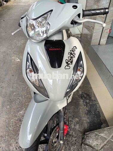 Honda Vision 2024 Xi măng 8000 km