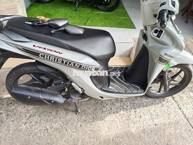 Honda Vision 2024 Xi măng 8000 km