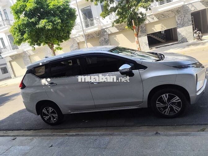Mitsubishi Xpander 2021 số tự động lăn bánh 2022