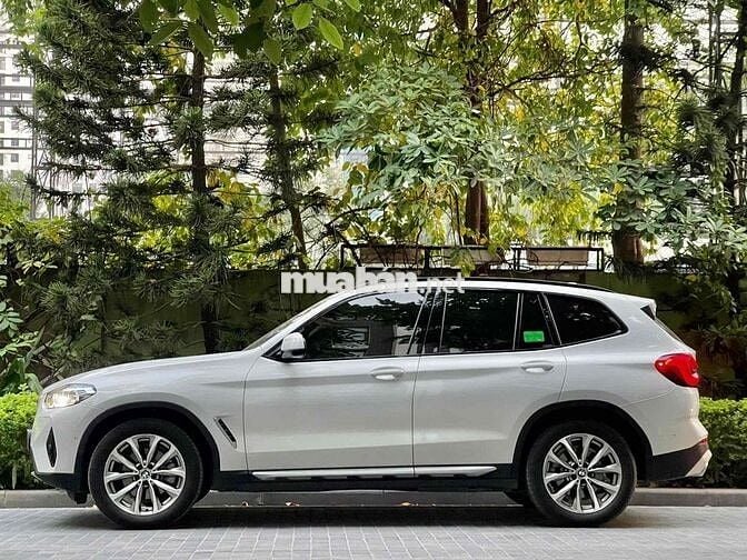BMW X3 2024 sDrive20i - 17000 km