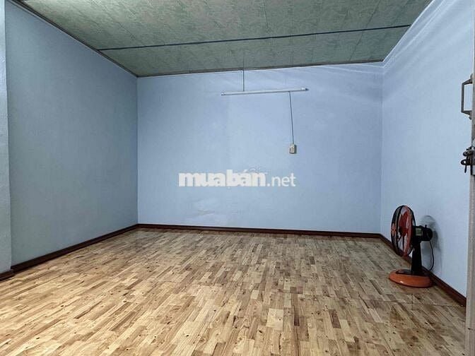 Thuê phòng trọ ngay trung tâm q1