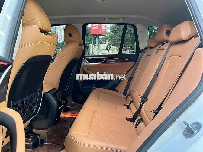 BMW X3 2024 sDrive20i - 17000 km