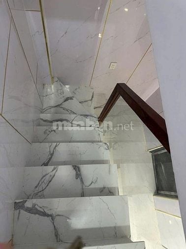 Bán nhà 2 lầu 33m2 sát mặt tiền đường Đặng Chất Phường 2 Quận 8, SR