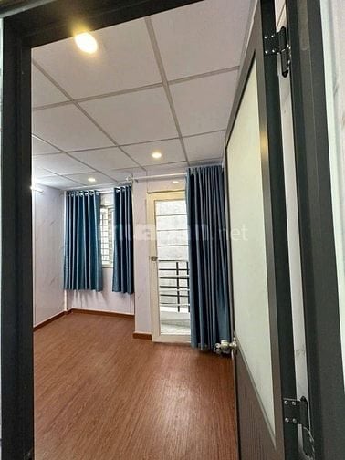 Bán nhà 2 lầu 33m2 sát mặt tiền đường Đặng Chất Phường 2 Quận 8, SR