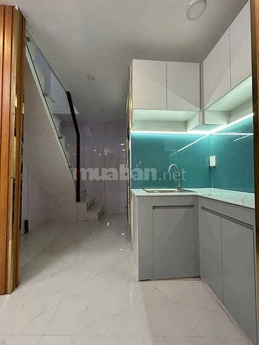 Bán nhà 2 lầu 33m2 sát mặt tiền đường Đặng Chất Phường 2 Quận 8, SR