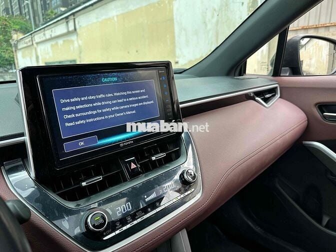 Toyota Corolla Cross 2022 Hybrid 24500 km